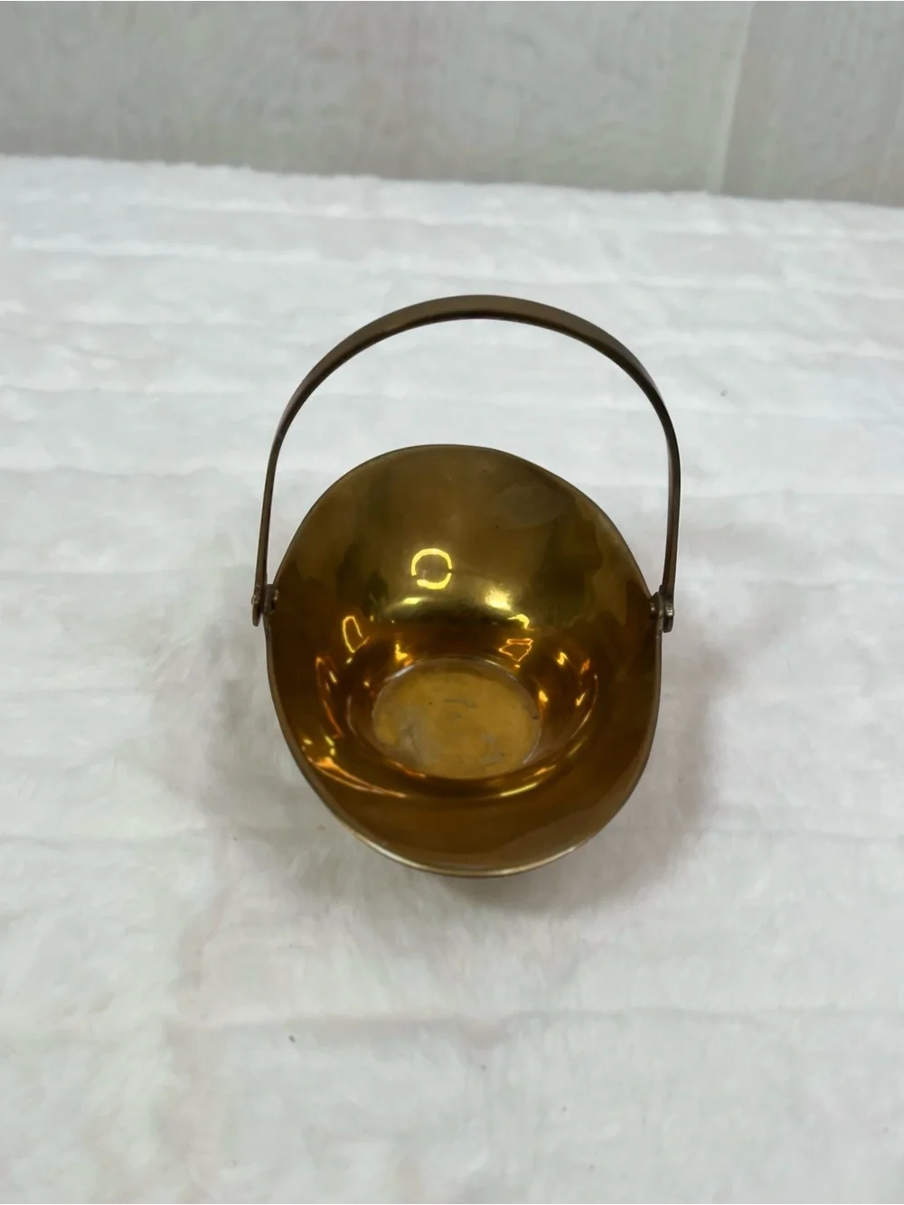 Vintage Brass Trinket Basket with Movable Handle – Mid Century Catchall Bowl